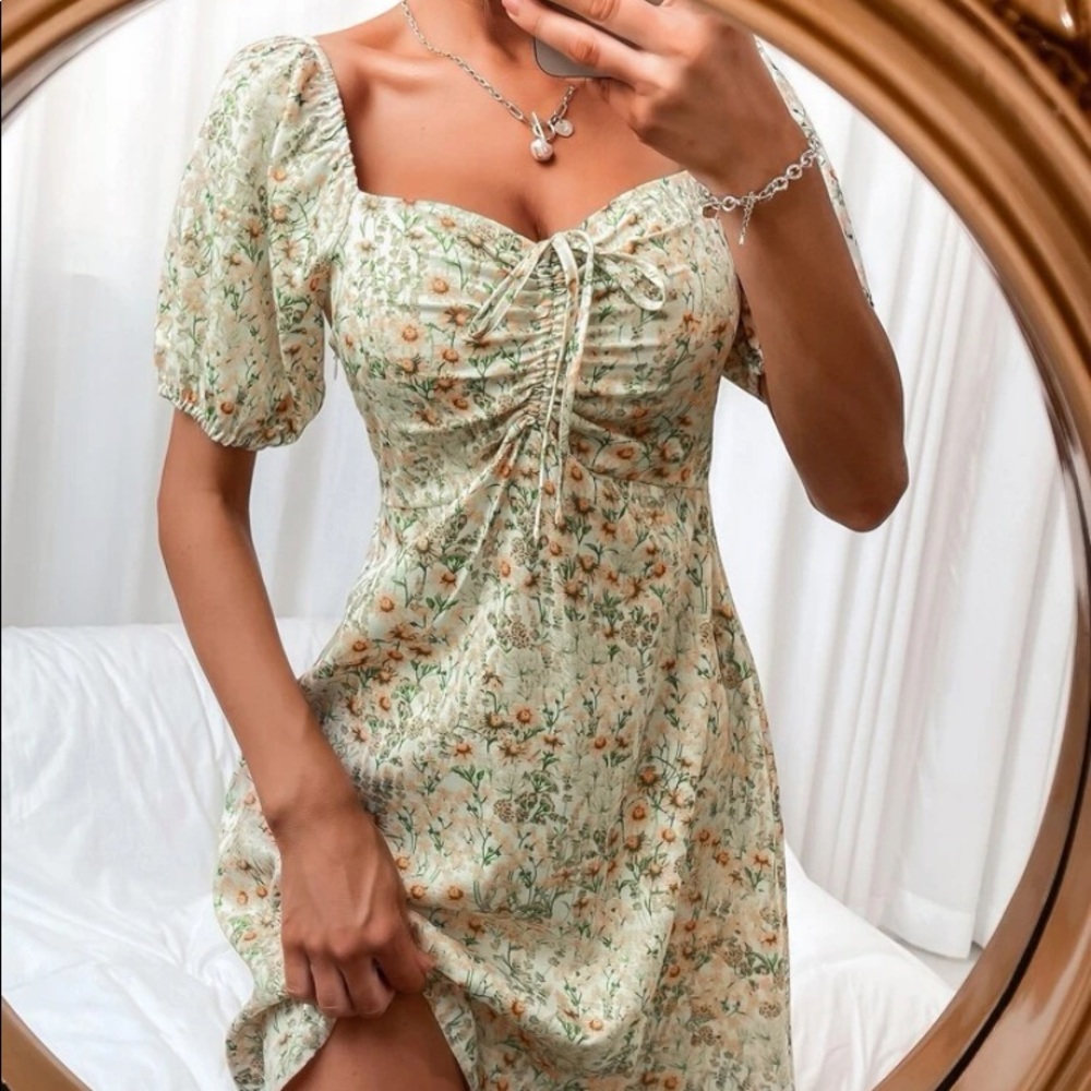 Daisy dress